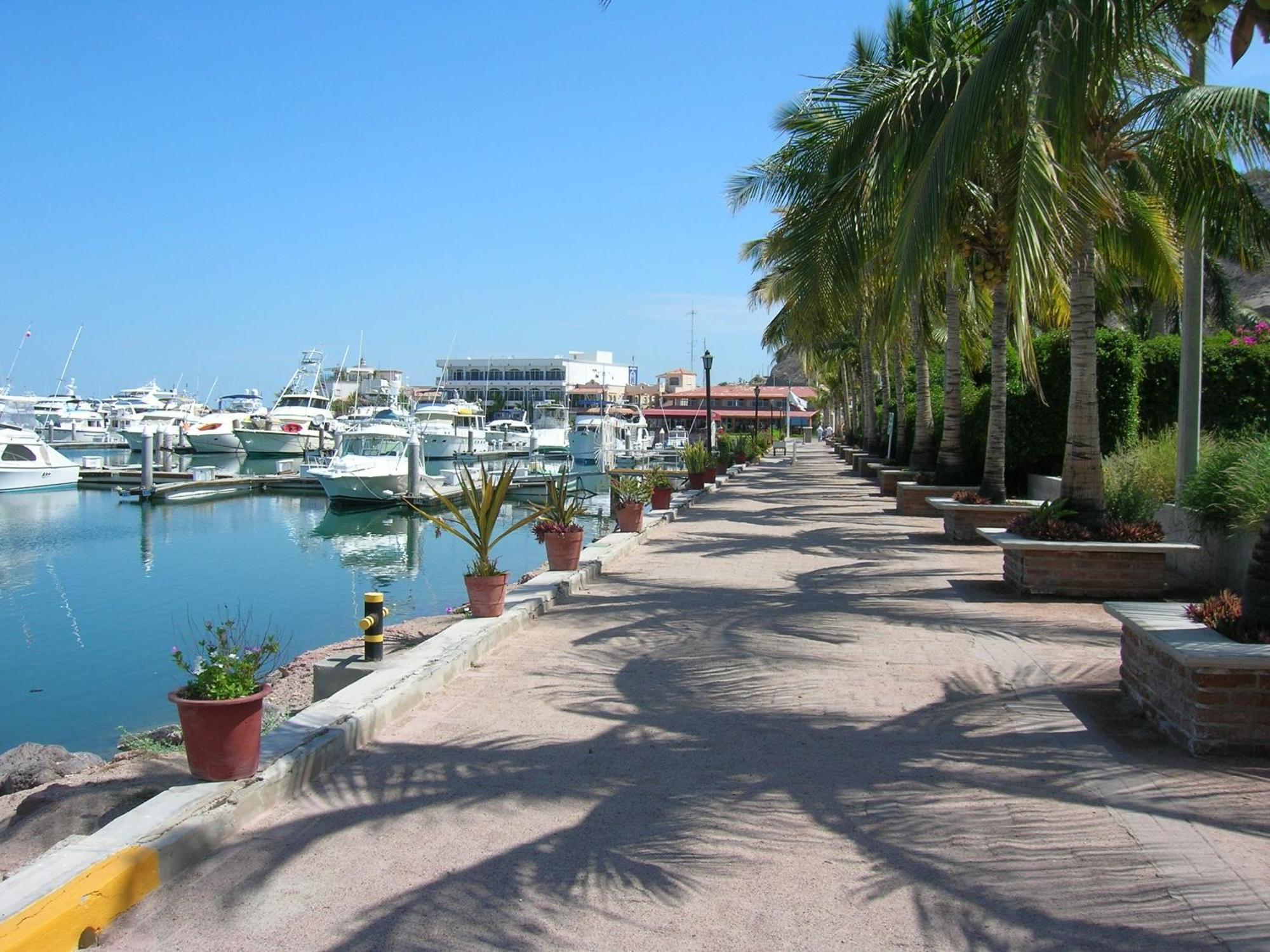 The Westmarine Waterfront Hotel La Paz Exterior foto